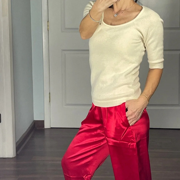 BCBG MAXAZRIA Collection 100% Cashmere Open Back Sweater size M - Picture 3 of 10